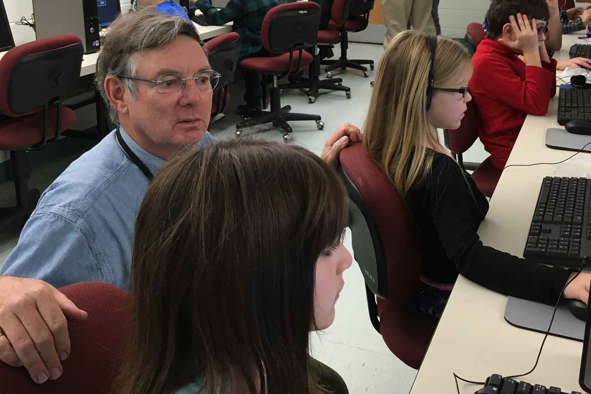Brett McKenzie teaching a class